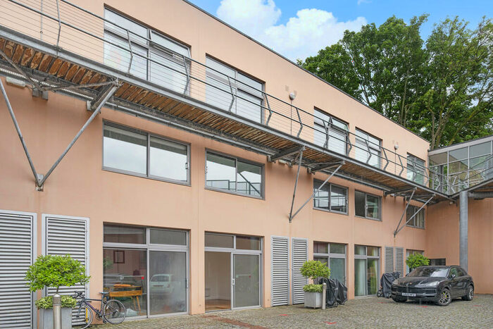 2 Bedroom Apartment To Rent In Piano Lane, London, N16