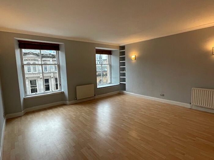 2 Bedroom Flat To Rent In Bath Street, City Centre, Glasgow, G2