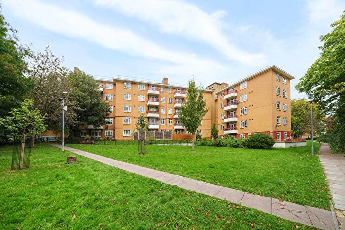 2 Bedroom Flat For Sale In Holderness House, Champion Hill, Camberwell, SE5