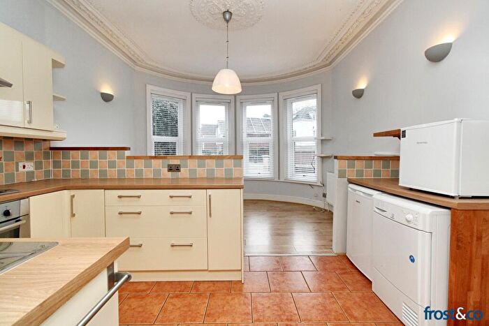 2 Bedroom Flat To Rent In Balmoral Road, Lower Parkstone, BH14