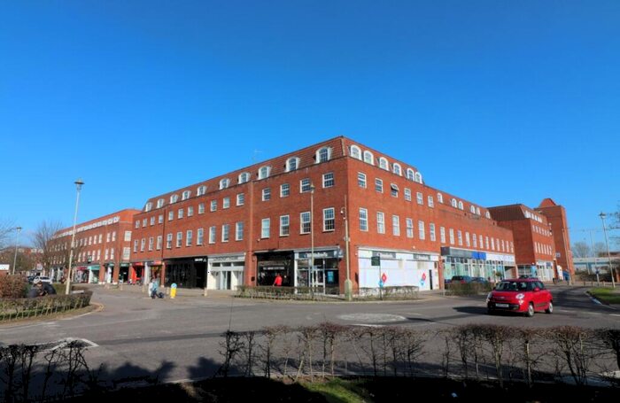 1 Bedroom Flat To Rent In Church Road, Welwyn Garden City, AL8