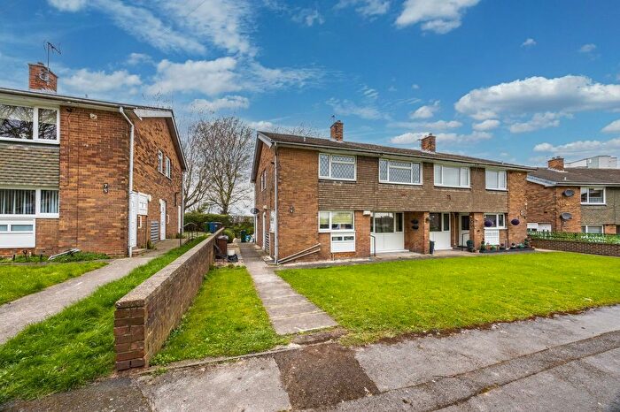 2 Bedroom Flat To Rent In Duke Crescent, Barnsley, S70