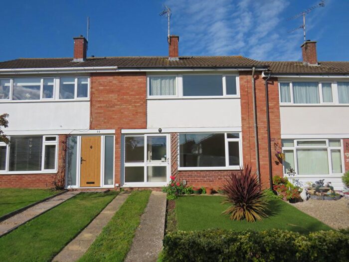 3 Bedroom Terraced House To Rent In Laburnum Grove, Warwick, CV34