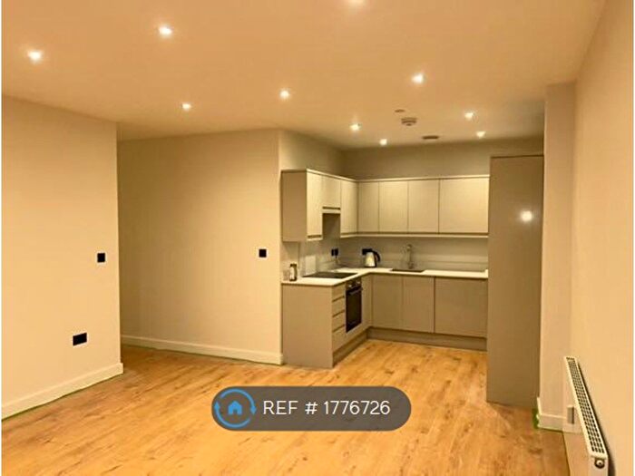 1 Bedroom Flat To Rent In Church Street East, Woking, GU21