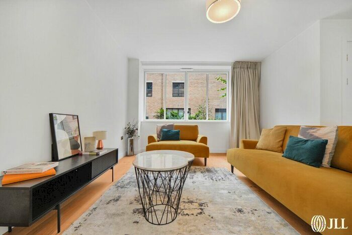 4 Bedroom Flat To Rent In Botanical Mews London, E15