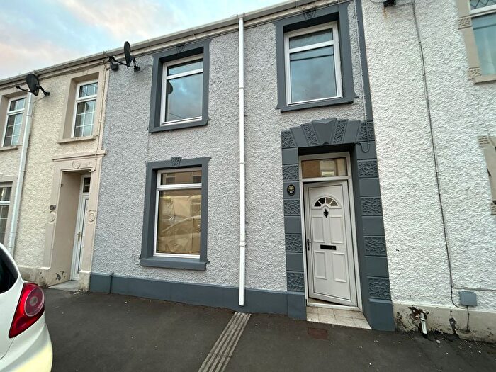 3 Bedroom Terraced House To Rent In Cambrian Place, Swansea, SA4