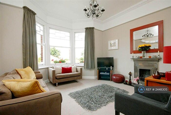 2 Bedroom Flat To Rent In Christchurch Road, London, N8