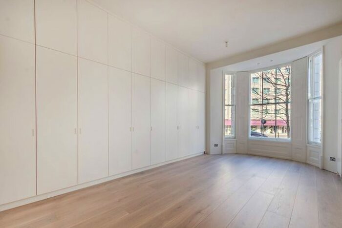 Studio To Rent In Cromwell Road, Earls Court, London, SW5