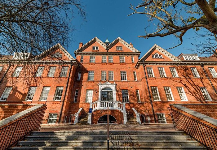 1 Bedroom Flat To Rent In Kidderpore Avenue, Hampstead, NW3
