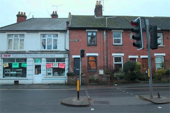 2 Bedroom Terraced House To Rent In Military Road, Colchester, CO1