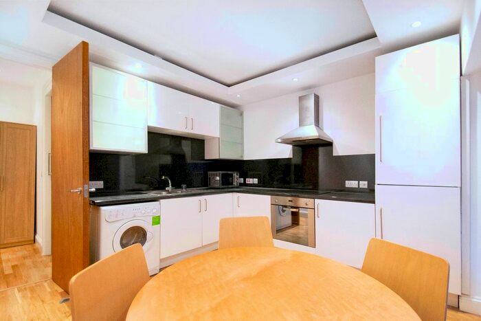 1 Bedroom Flat To Rent In Weymouth Mews, London, W1G