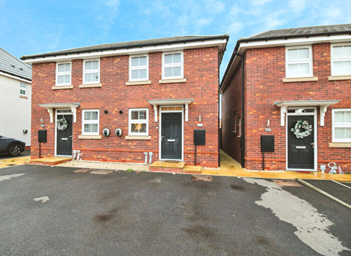 2 Bedroom Semi Detached House For Sale In Jones Grove, Upper Lighthorne, CV33