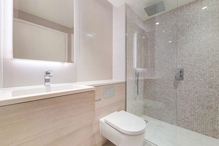 2 Bedroom Flat To Rent In Bondway, London, SW8