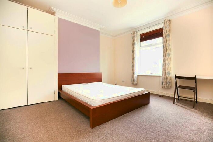 2 Bedroom Flat To Rent In Bolingbroke Street, Heaton, Newcastle Upon Tyne, NE6