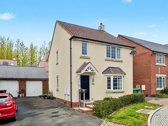 3 Bedroom Detached House For Sale In Walter Dyer Drive, Faringdon, SN7