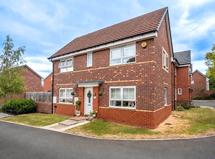 3 Bedroom Detached House For Sale In Furnival Drive, Stoke Prior, Worcestershire, B60