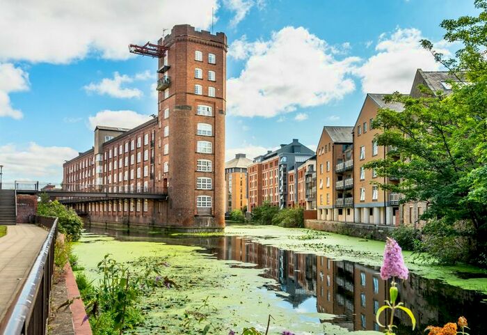 2 Bedroom Flat For Sale In Rowntree Wharf, Navigation Road, York, YO1