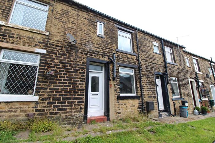 1 Bedroom Terraced House To Rent In Elmwood Street, Savile Park, Halifax, HX1