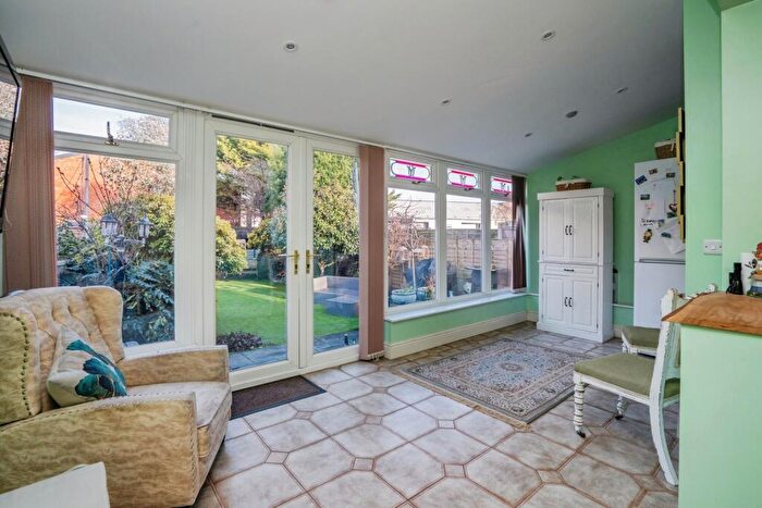 3 Bedroom End Of Terrace House For Sale In Waterworks Road, Portsmouth, Hampshire, PO6