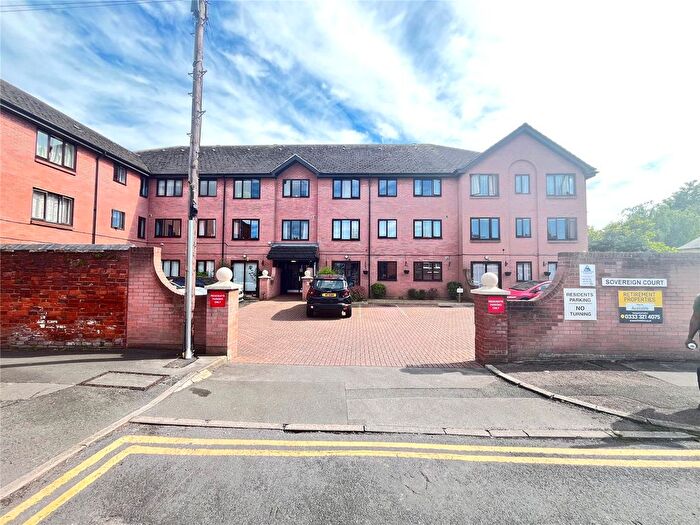 2 Bedroom Flat For Sale In Henry Street, Gloucester, Gloucestershire, GL1