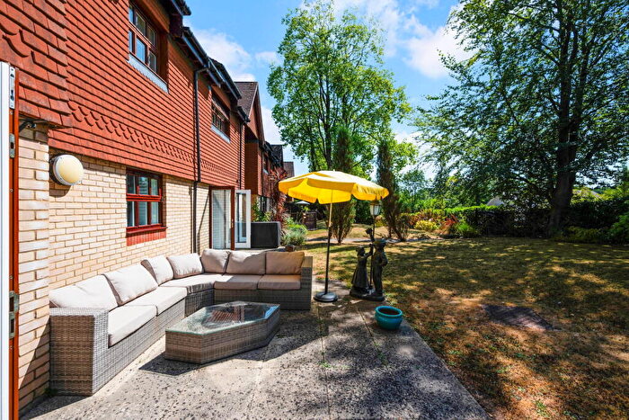 2 Bedroom Retirement Property For Sale In Furze Hill, Kingswood, Tadworth, KT20