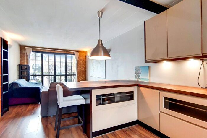 1 Bedroom Flat To Rent In Burrells Wharf Square, Canary Wharf, London, E14
