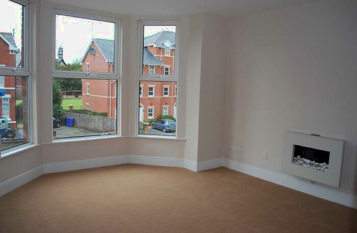 1 Bedroom Flat To Rent In Whitelow Road, , Chorlton, Manchester, M21