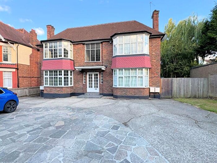 2 Bedroom Flat To Rent In Park View Road, Finchley, N3