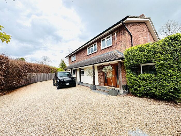 4 Bedroom Detached House For Sale In Meadow Lane, Hartley Wintney, RG27