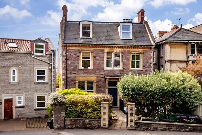 2 Bedroom Flat For Sale In Redland Road, Redland, Bristol, BS6