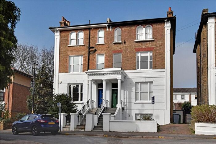 2 Bedroom Flat For Sale In Glenton Road, Lewisham, London, SE13