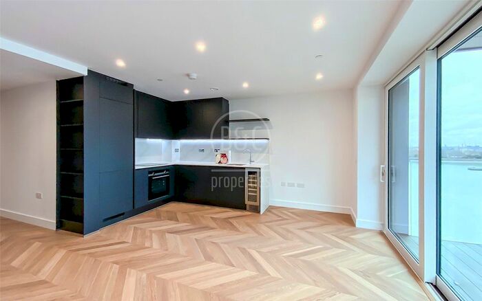 1 Bedroom Flat To Rent In Brigadier Walk, London, SE18