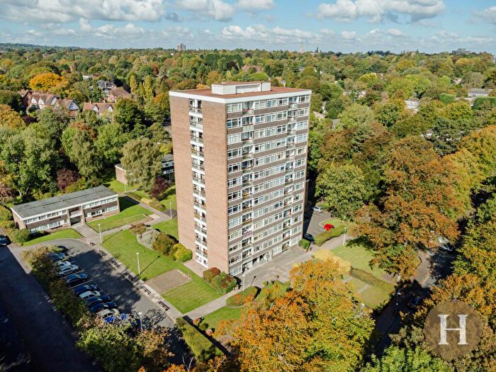 2 Bedroom Flat For Sale In Richmond Hill Road, Chadbrook Crest Richmond Hill Road, B15