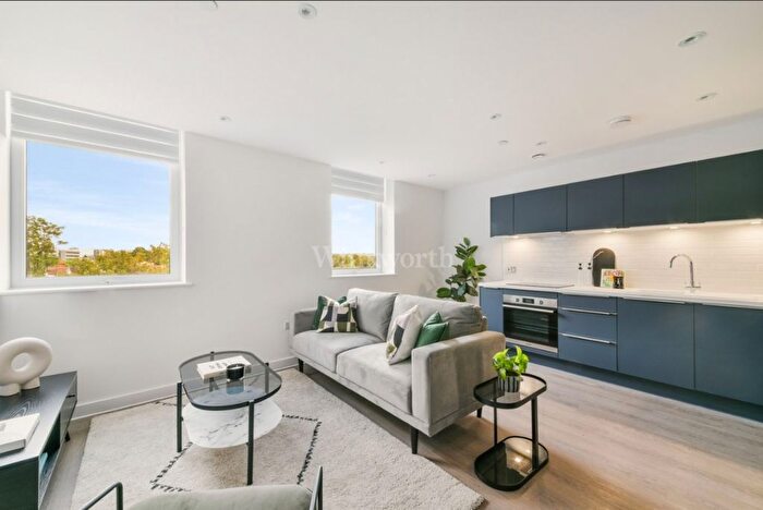 2 Bedroom Flat To Rent In Beckenham Road, Beckenham, BR3