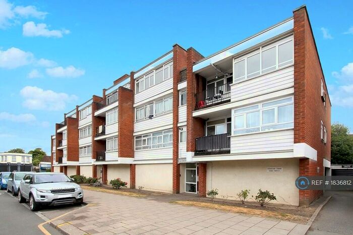 1 Bedroom Flat To Rent In Whitchurch Lane, Edgware, HA8