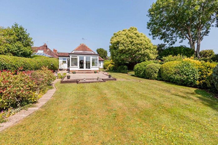 3 Bedroom Detached Bungalow For Sale In Pinkneys Road, Maidenhead, SL6