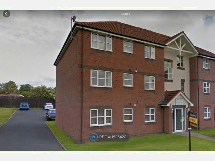 2 Bedroom Flat To Rent In Aston Court, Stone, ST15