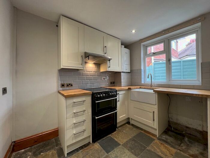 2 Bedroom End Of Terrace House To Rent In Stourbridge - Brook Street, DY8