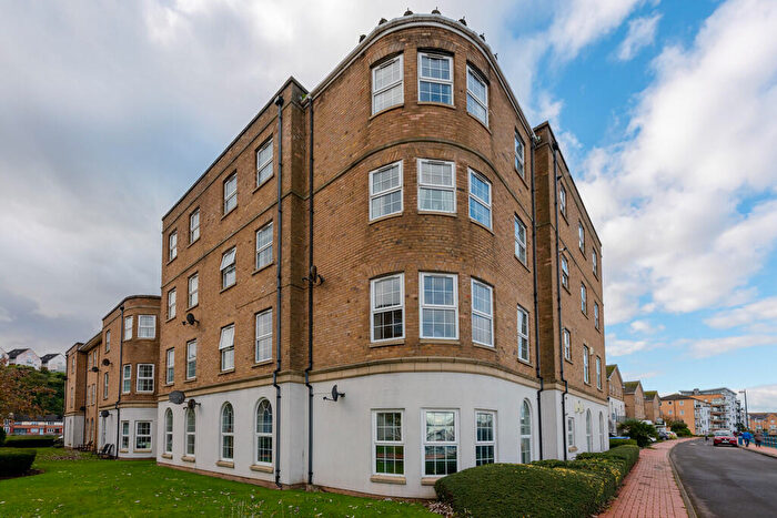 1 Bedroom Apartment To Rent In John Batchelor Way, Penarth, CF64