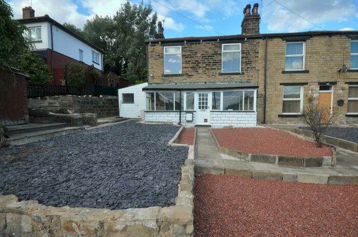 3 Bedroom Semi-Detached Villa To Rent In Kirkstall Road, Leeds, West Yorkshire, LS4