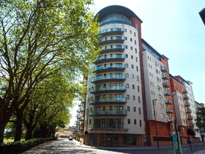 1 Bedroom Flat To Rent In Oceana Boulevard, Southampton, SO14