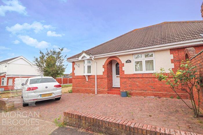 2 Bedroom Detached Bungalow To Rent In Hillside Road, Benfleet, SS7