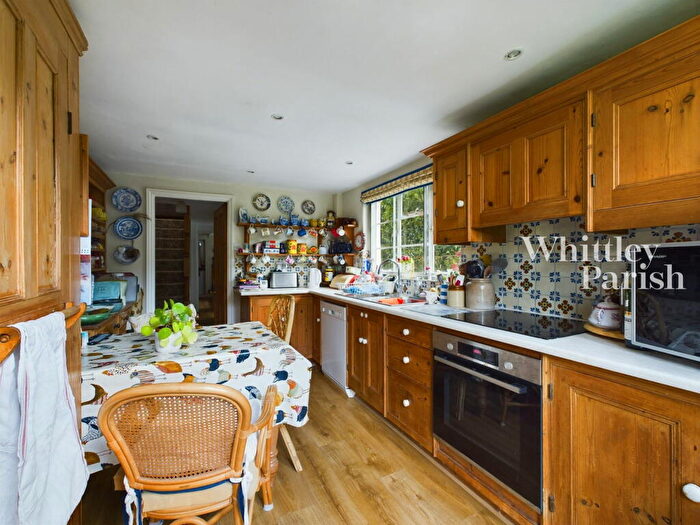 4 Bedroom Detached House For Sale In Low Road, Billingford, IP21