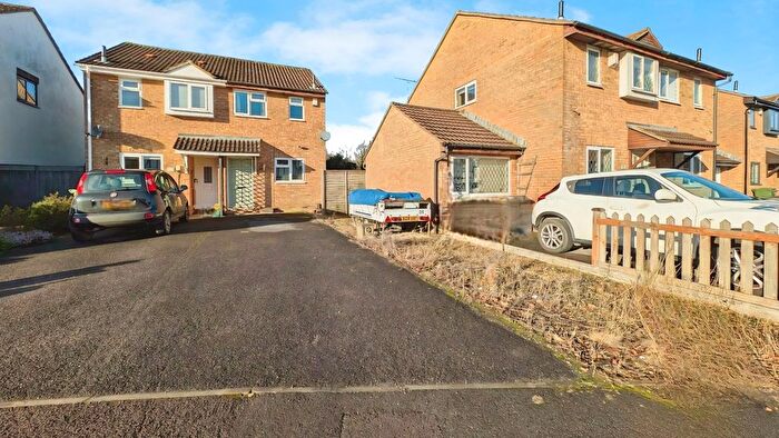 2 Bedroom Semi Detached House For Sale In Plover Close, Yate, Bristol, BS37
