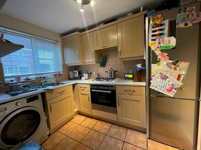 2 Bedroom Property To Rent In Grenville Road, Chafford Hundred, Grays, RM16