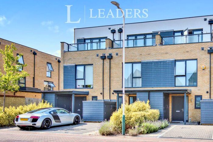 3 Bedroom Semi-Detached House To Rent In Charlock Close, Harold Wood, RM3