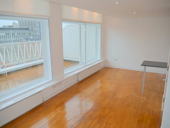 Studio To Rent In Lee Street, Leicester, LE1