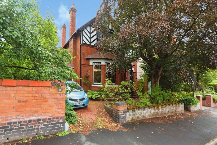 4 Bedroom Detached House For Sale In Woodfield Road, Kings Heath, Birmingham, West Midlands, B13