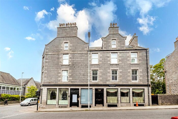 2 Bedroom Flat To Rent In Esslemont Avenue, Aberdeen, Aberdeenshire, AB25