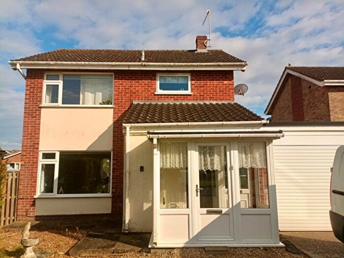3 Bedroom Detached House For Sale In Hazel Avenue, Sheringham, NR26